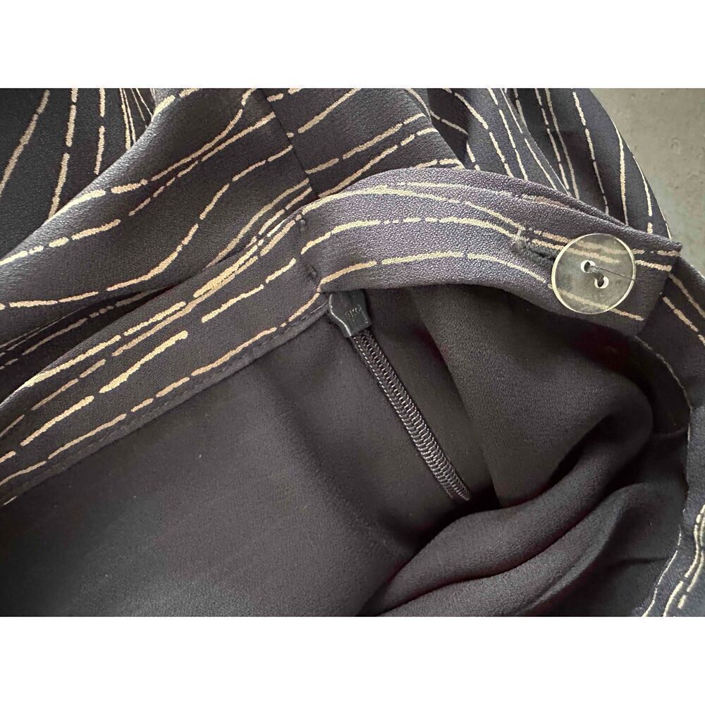 VINTAGE Chaus Black And White Striped Pattern Long Skirt Good Condition size 16 - Picture 2 of 7